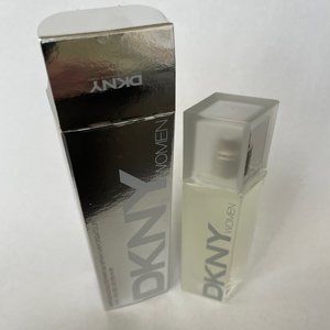 DKNY Energizing Eau de Parfum spray